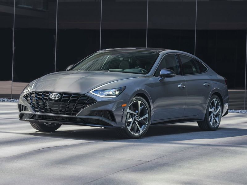 Used 2023 Hyundai Sonata SE image 1