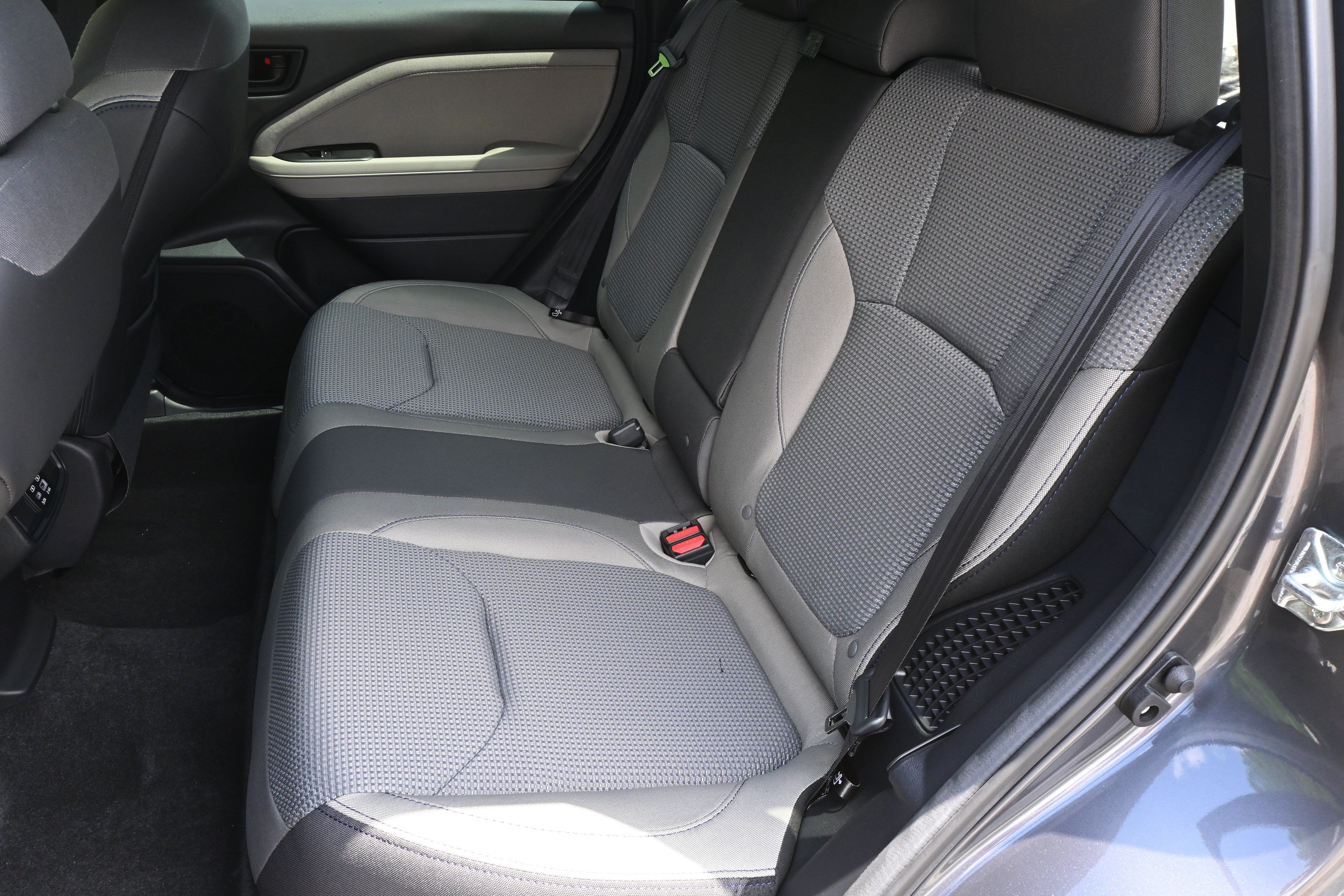 New 2026 Subaru Forester Premium AWD/4WD image 32