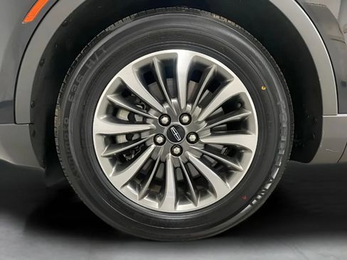 Used 2019 Lincoln Nautilus Select FWD image 25