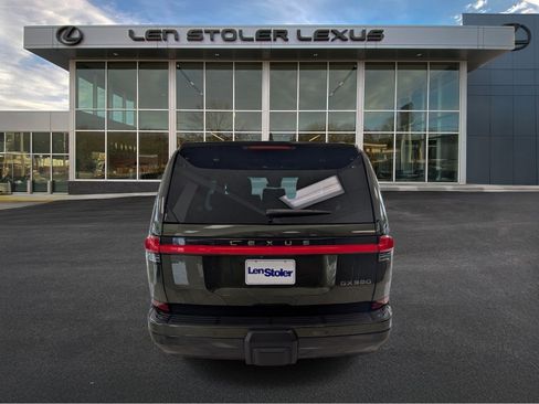 Used 2024 Lexus GX 550 w/ Accessory Package (2T) AWD/4WD image 4