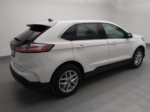 Used 2024 Ford Edge SEL image 10