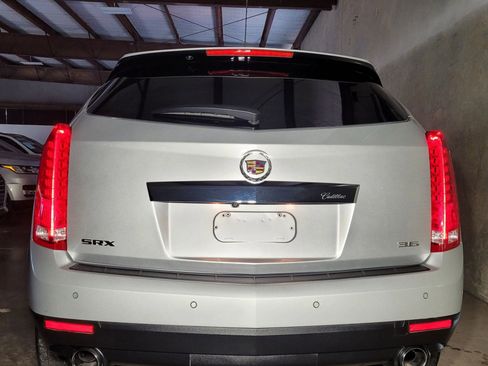 Used 2015 Cadillac SRX Luxury w/ Driver Awareness Package image 10