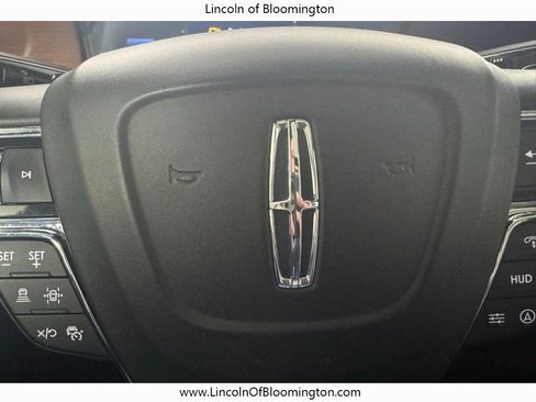 Certified 2022 Lincoln Navigator Reserve AWD/4WD image 40