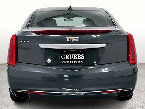 Used 2017 Cadillac XTS Luxury image 4