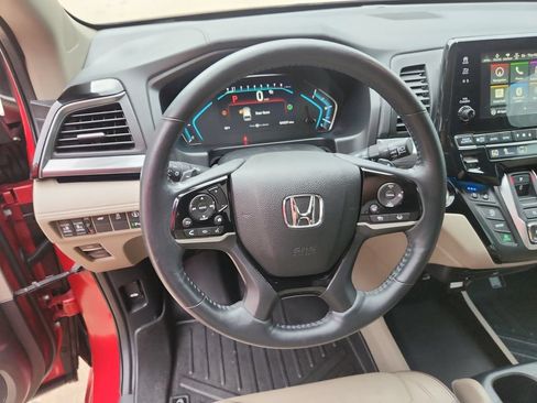 Used 2022 Honda Odyssey Elite image 18