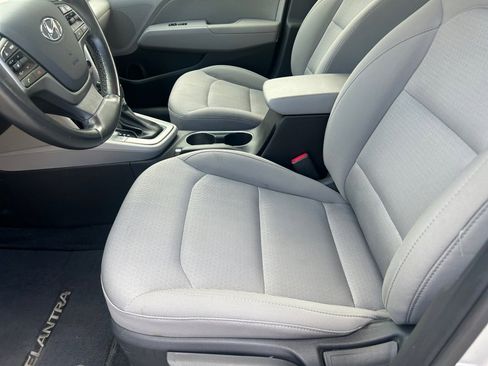 Used 2018 Hyundai Elantra Value Edition w/ Cargo Package image 9
