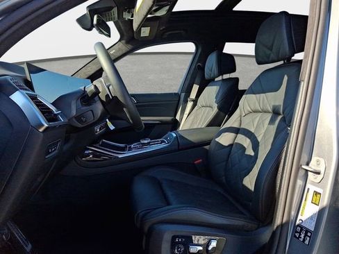 New 2026 BMW X7 xDrive40i image 11