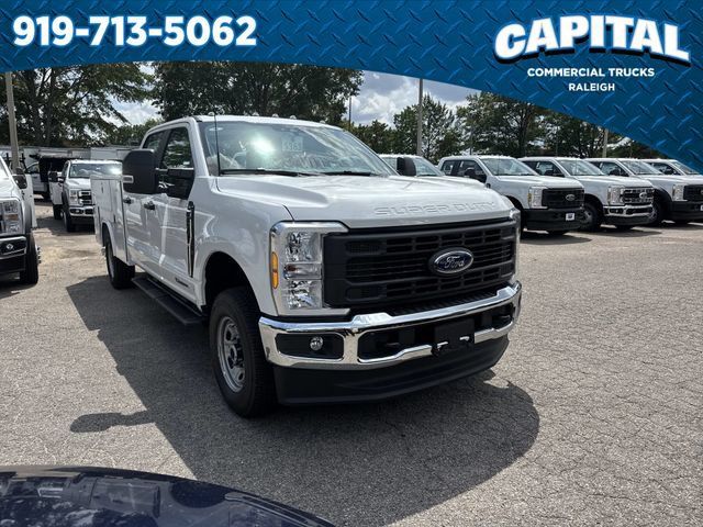 New 2026 Ford F250 XL w/ XL Chrome Package AWD/4WD image 2