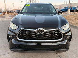 Used 2026 Toyota Highlander Limited video 2