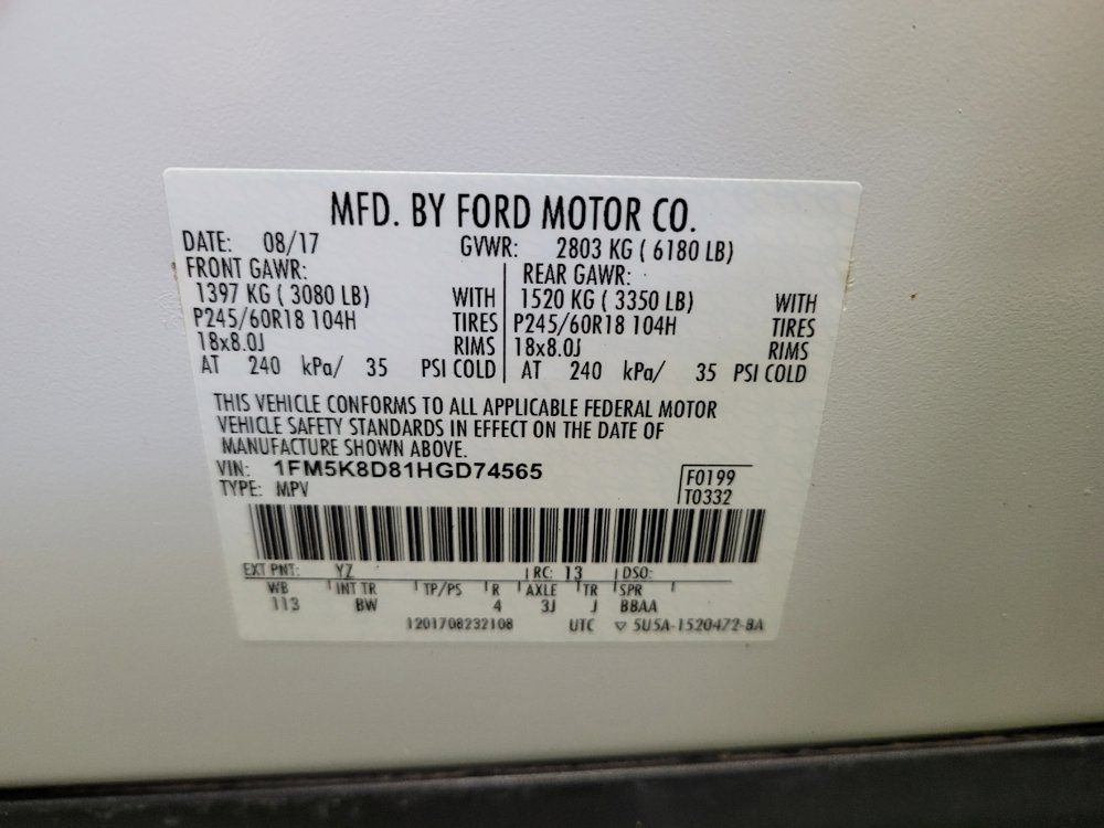 Used 2017 Ford Explorer XLT w/ Equipment Group 202A AWD/4WD image 33