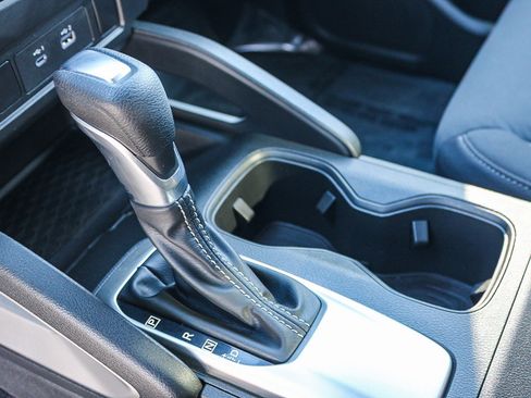 Used 2024 Nissan Frontier SV image 20