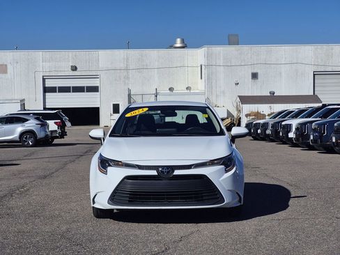 Used 2024 Toyota Corolla LE FWD image 3