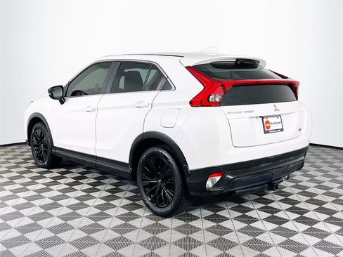 Used 2020 Mitsubishi Eclipse Cross LE image 6