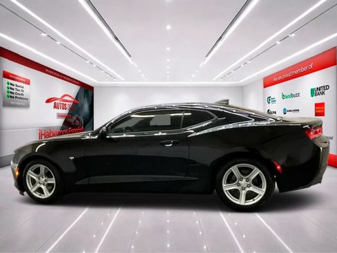 Used 2018 Chevrolet Camaro LS RWD image 4