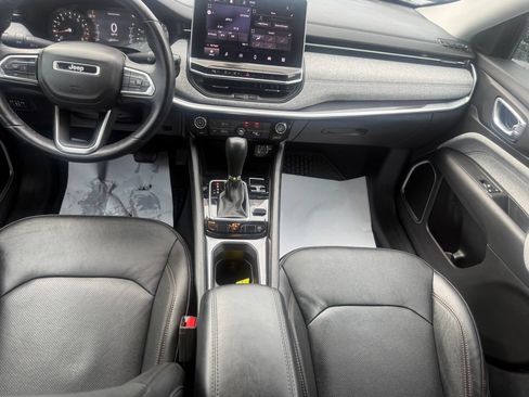 Certified 2022 Jeep Compass Latitude AWD/4WD image 39
