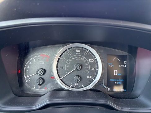 Used 2021 Toyota Corolla LE image 14