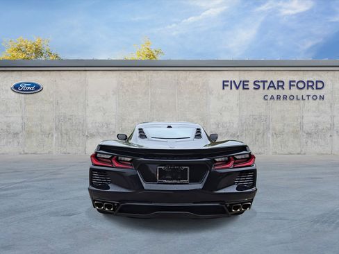 Used 2024 Chevrolet Corvette Stingray Preferred Cpe w/ Body-Color Dual Roof Package RWD image 7
