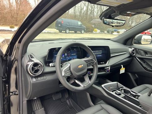 New 2026 Chevrolet Equinox LT w/ Convenience Package II image 10