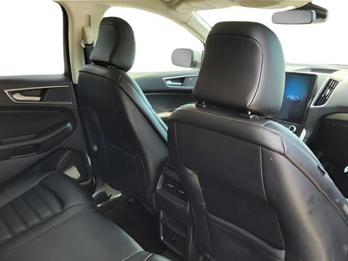 Used 2024 Ford Edge SEL AWD/4WD image 31