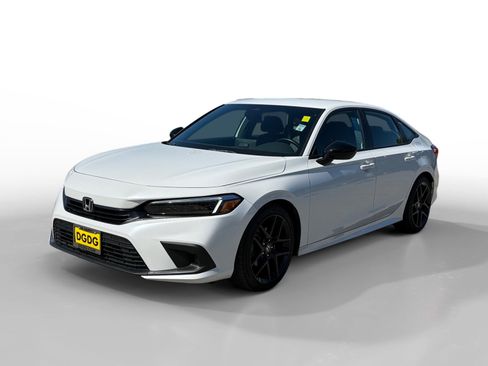 Used 2023 Honda Civic Sport image 1
