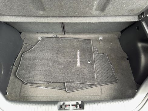 Used 2013 Hyundai Veloster w/ Style Pkg FWD image 24