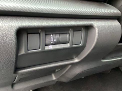 Used 2024 Subaru Crosstrek 2.5i Sport image 21