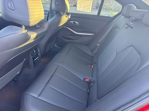 Used 2020 BMW 330i xDrive Sedan w/ Premium Package image 14
