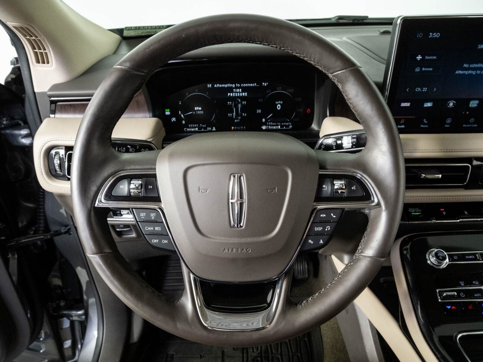 Used 2022 Lincoln Nautilus Reserve AWD/4WD image 8