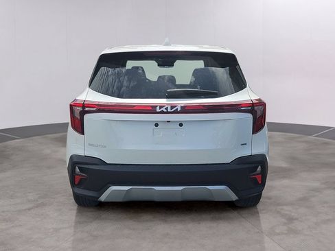 Certified 2025 Kia Seltos LX AWD/4WD image 5