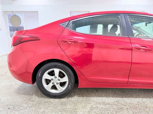 Used 2014 Hyundai Elantra SE FWD image 9