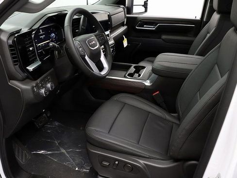 New 2026 GMC Sierra 2500 SLT w/ SLT Premium Package image 13
