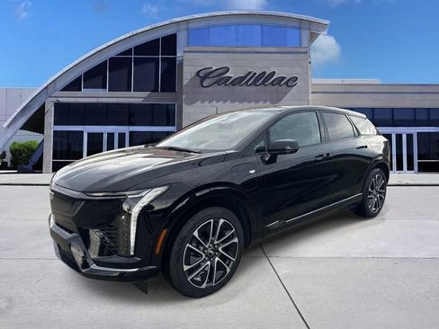 Used 2026 Cadillac Optiq Sport 2 RWD image 1