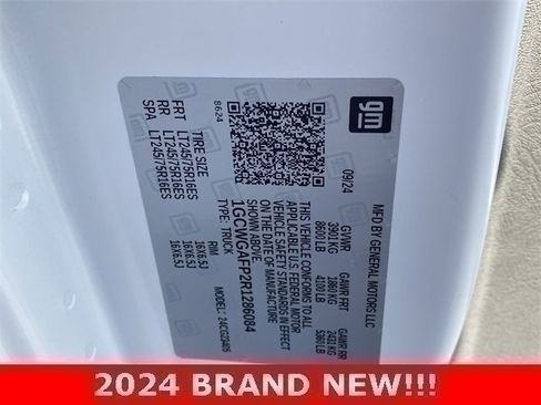 Used 2024 Chevrolet Express 2500 w/ Driver Convenience Package image 29