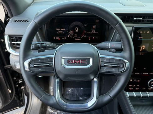 Used 2026 GMC Terrain Elevation w/ Elevation Premium Package AWD/4WD image 14