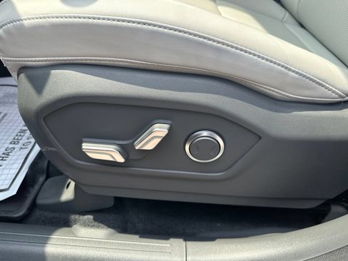 Used 2024 Hyundai Santa Fe SEL AWD/4WD image 12
