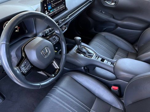 Used 2024 Honda HR-V EX-L image 12