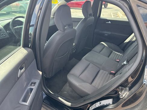 Used 2005 Volvo S40 2.4i image 57