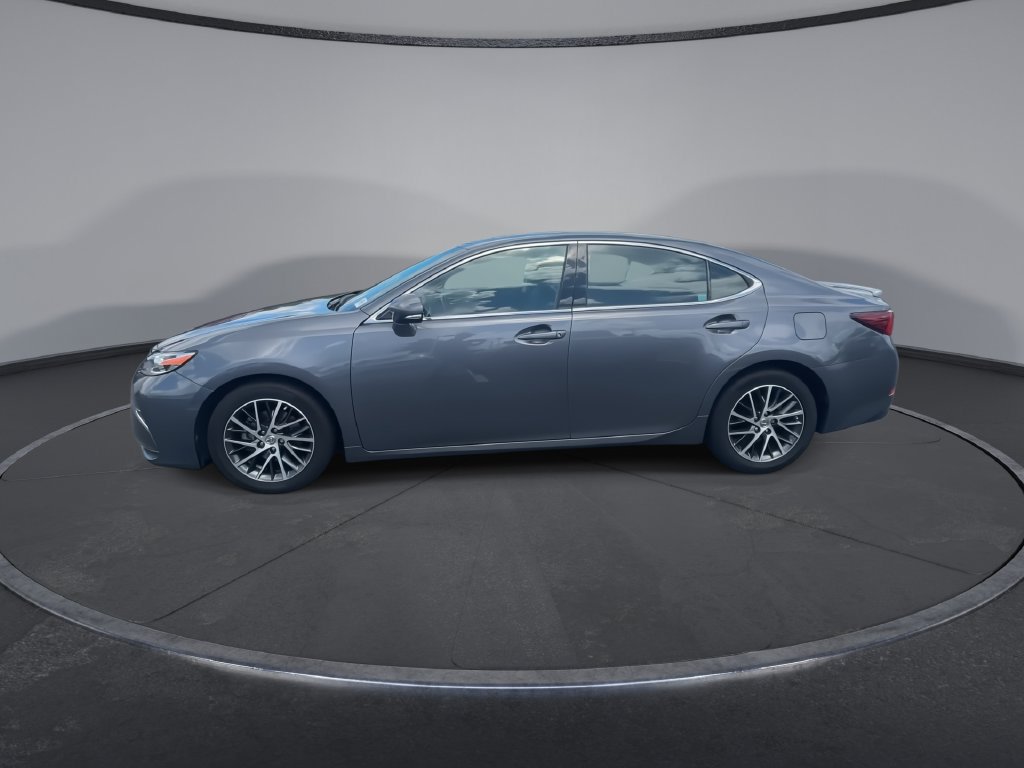 Used 2017 Lexus ES 350 w/ Navigation System Package FWD image 5