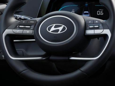 New 2026 Hyundai Elantra SEL Sport FWD image 15