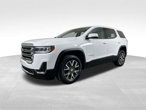 Used 2023 GMC Acadia SLE image 2