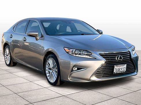 Used 2016 Lexus ES 350 image 2