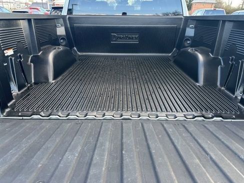 Used 2025 Chevrolet Silverado 1500 LT image 5