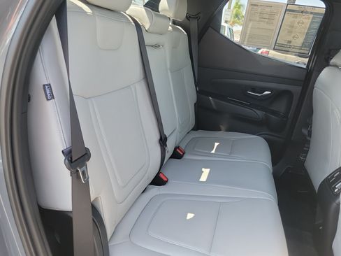 Certified 2025 Hyundai Santa Cruz SEL FWD image 26