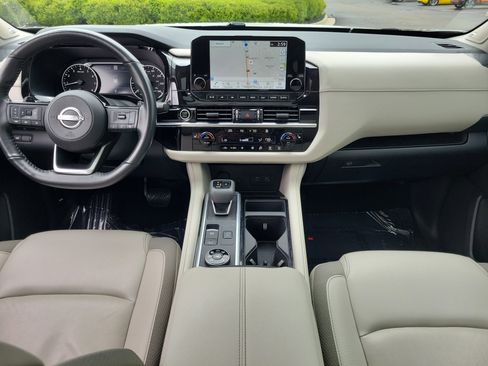 Certified 2023 Nissan Pathfinder SL w/ SL Premium Package AWD/4WD image 9