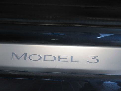 Used 2019 Tesla Model 3 Performance AWD/4WD image 17