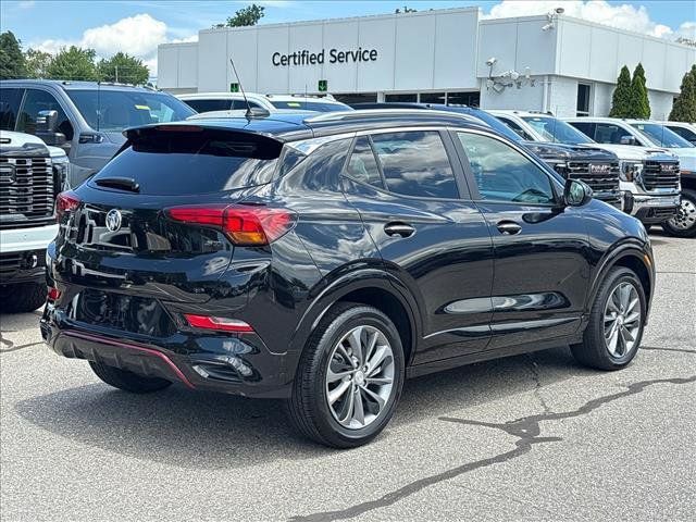Used 2023 Buick Encore GX Select w/ Sport Touring Package FWD image 2