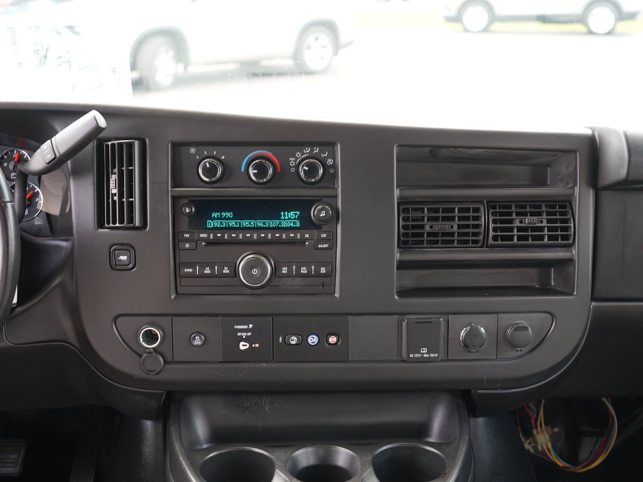 Used 2016 Chevrolet Express 3500 Extended RWD image 26