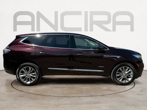 Used 2024 Buick Enclave Avenir w/ Avenir Technology Package image 11