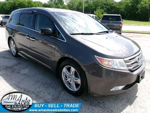 Used 2013 Honda Odyssey Touring image 7