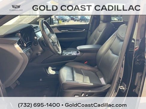 Certified 2023 Cadillac XT5 Premium Luxury w/ LPO, Floor Liner Package image 15